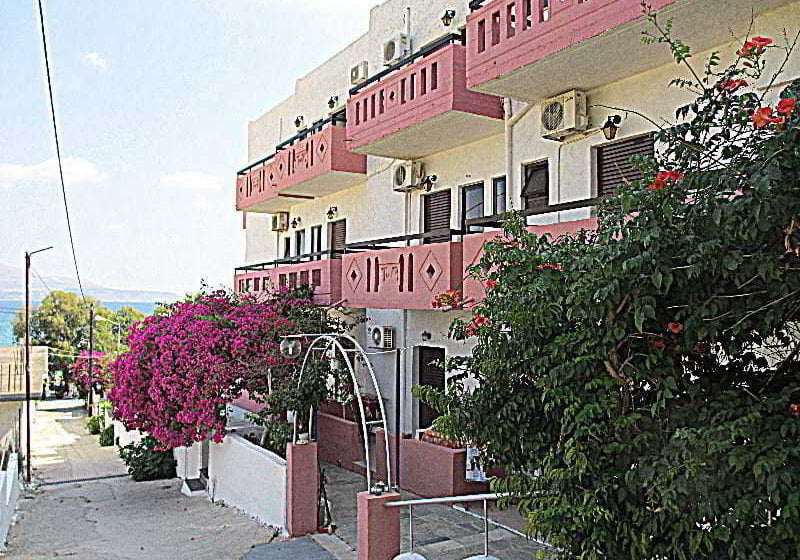 Hotel Apokoros Apartments