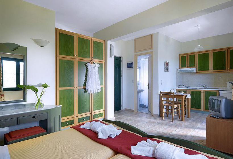 Erivolos  | Malevizi | Crete | Greece 2