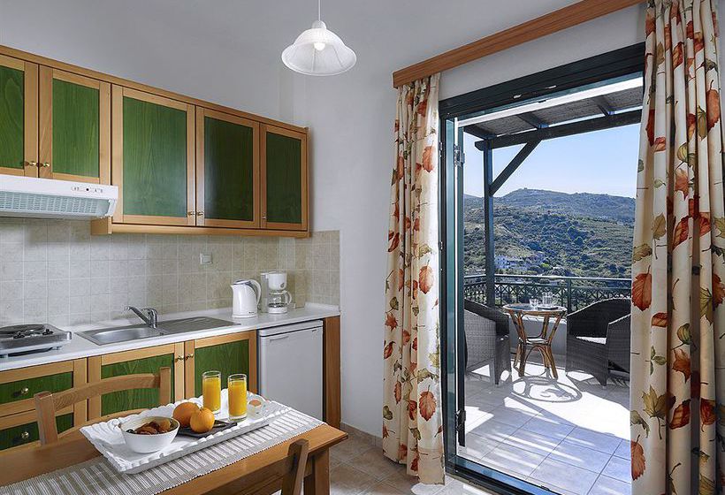 Erivolos  | Malevizi | Crete | Greece 6