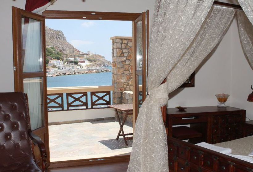 Hotel Castelo Beach  | Leros | Dodecanese | Greece 1