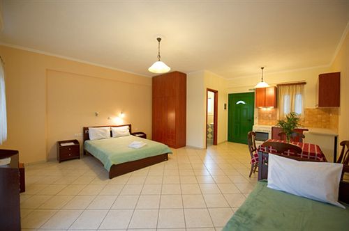 Oasis Pension  | Parga | Epirus | Greece 17