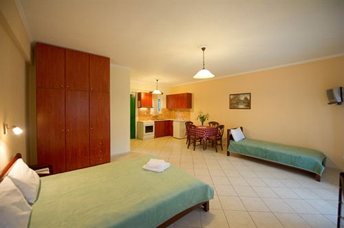 Oasis Pension  | Parga | Epirus | Greece 19