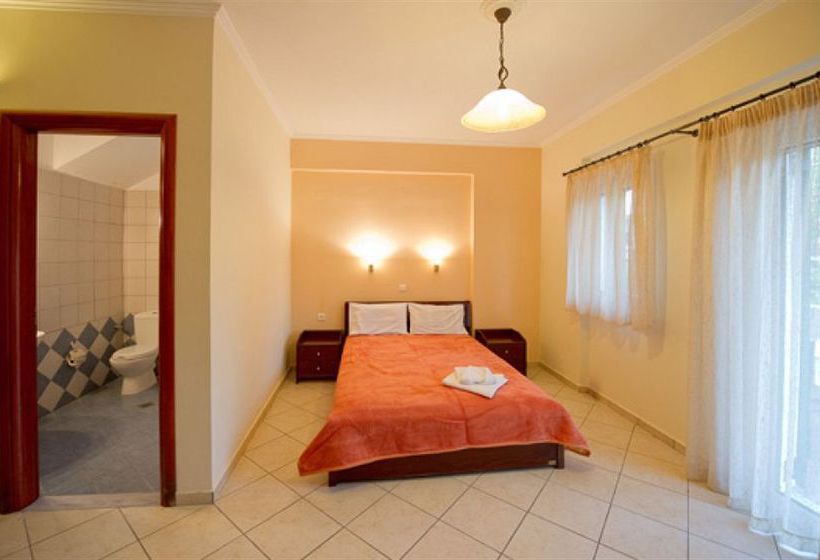 Oasis Pension  | Parga | Epirus | Greece 4