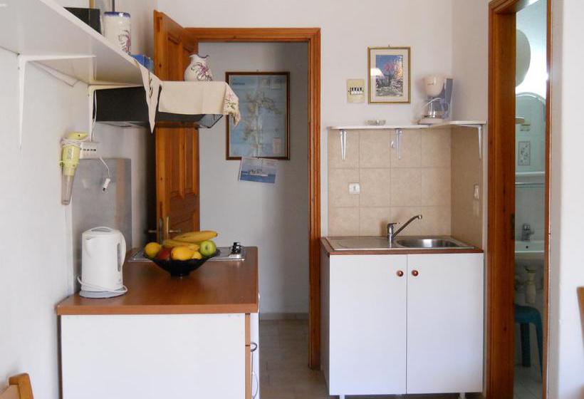 Yvonni Studios  | Patmos | Dodecanese | Greece 1