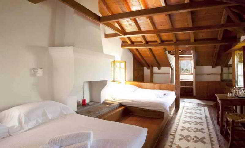 Hôtel Saxonis Houses 