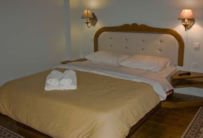 En Chora Vezitsa  | Zagori | Epirus | Greece 18