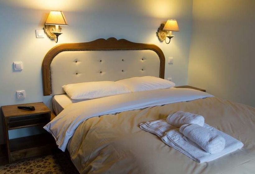 En Chora Vezitsa  | Zagori | Epirus | Greece 4