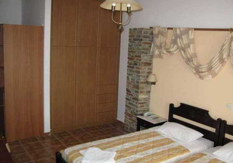 Hotel Aneroussa Beach  | Andros | Cyclades | Greece 1