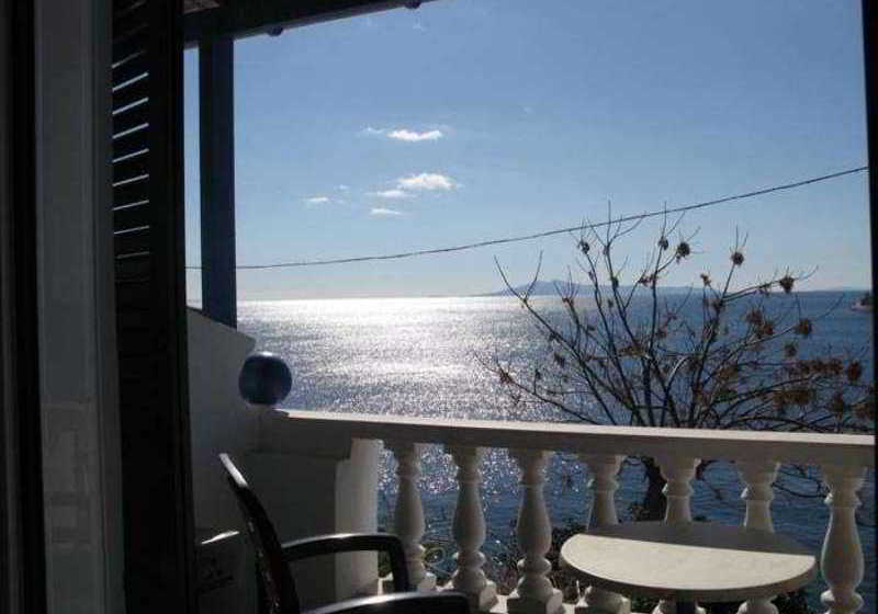 Hotel Aneroussa Beach  | Andros | Cyclades | Greece 12