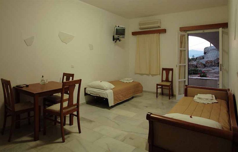 Naxos Kalimera  | Agia Anna | Naxos Island | Greece 4