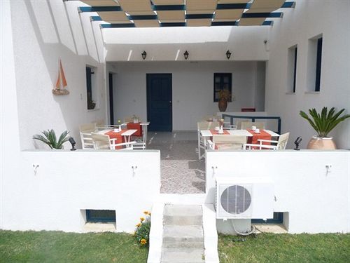 Aeolis Hotel  | Milos | Cyclades | Greece 8