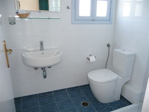 Aeolis Hotel  | Milos | Cyclades | Greece 9