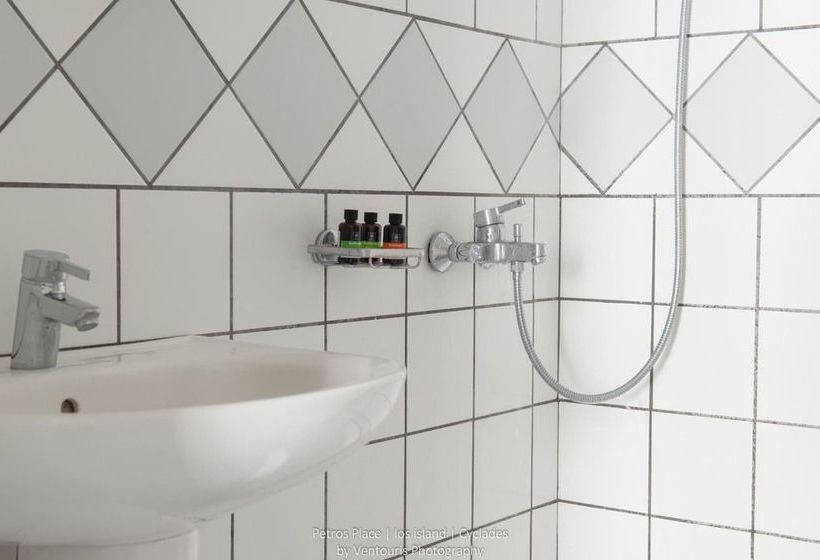 Yialos Beach Hotel  | Ormos | Ios | Greece 7