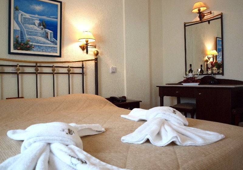 Hotel Contaratos Beach  | Naousa | Cyclades | Greece 8