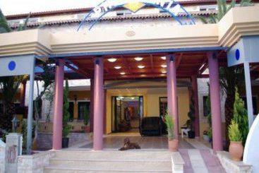 Philoxenia Hotel & Villas