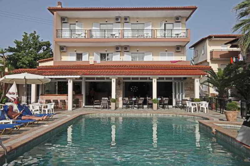 Hotel Sarantis  | Hanioti | Halkidiki | Greece 4