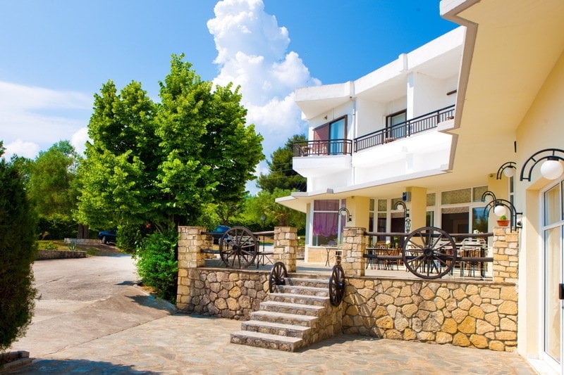 Hotel Across Paschos  | Kriopigi | Halkidiki | Greece 3