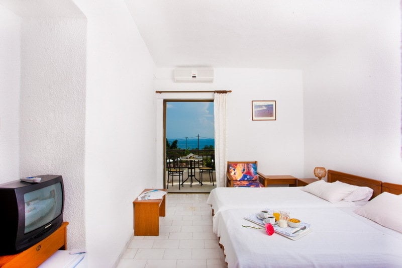 Hotel Across Paschos  | Kriopigi | Halkidiki | Greece 4