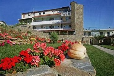 Argo Studio Apartments 