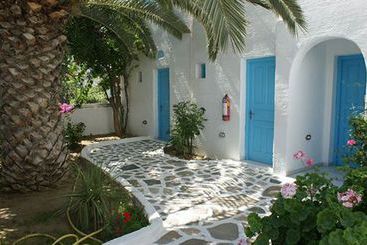 Sagterra Hotel - Studios & Apartments  | Naxos | Naxos Island | Greece 6