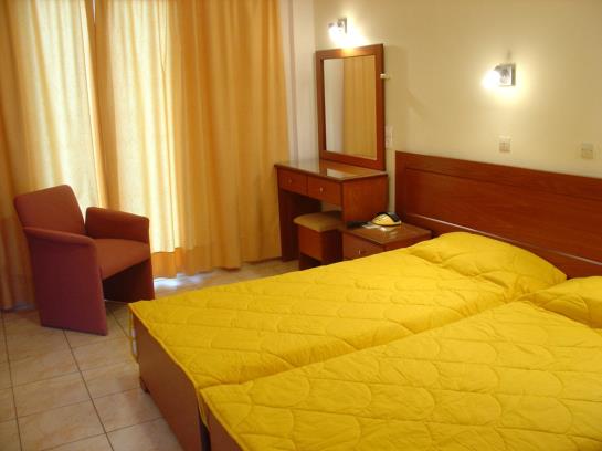 Hotel Oasis  | Perama | Corfu | Greece 16