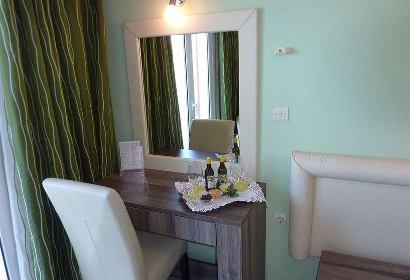 Hotel Oasis  | Perama | Corfu | Greece 3