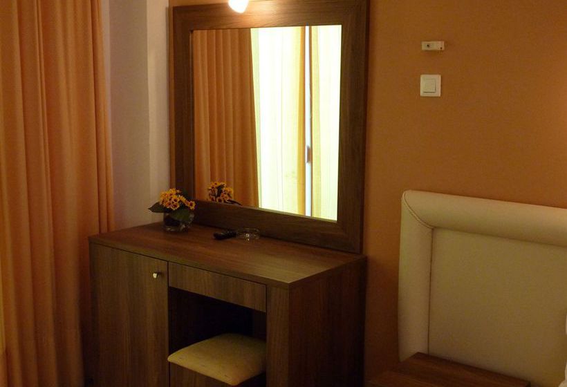 Hotel Oasis  | Perama | Corfu | Greece 4