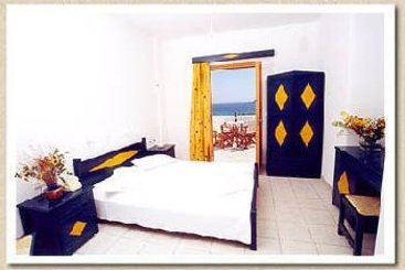 Boudari Hotel & Suites  | Drios - Paros | Cyclades | Greece 1