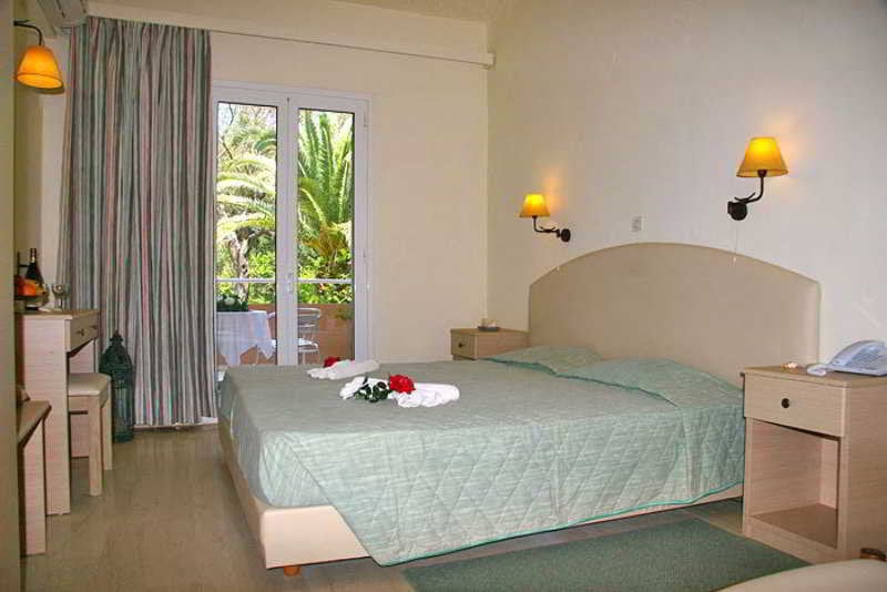 Hotel Delfinia Corfu  | Moraitika | Corfu | Greece 16