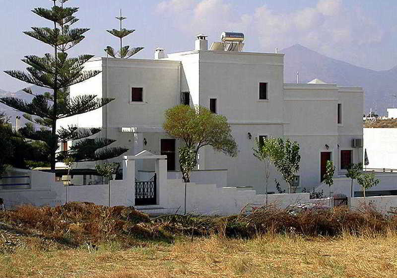 Arokaries Apartments Milos