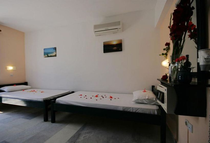 Hotel Sunny Beach Apartments  | Naxos | Naxos Island | Greece 17