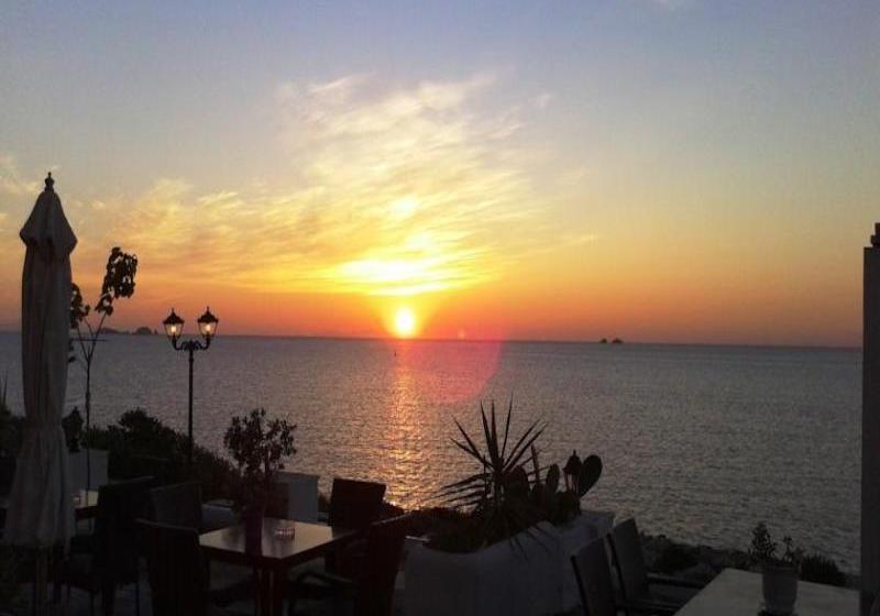 Hotel Pandrossos  | Parikia | Cyclades | Greece 4