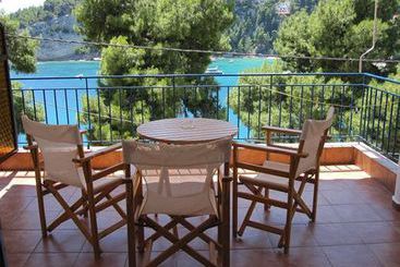 Hotel Kavos  | Alonissos | Sporades | Greece 20