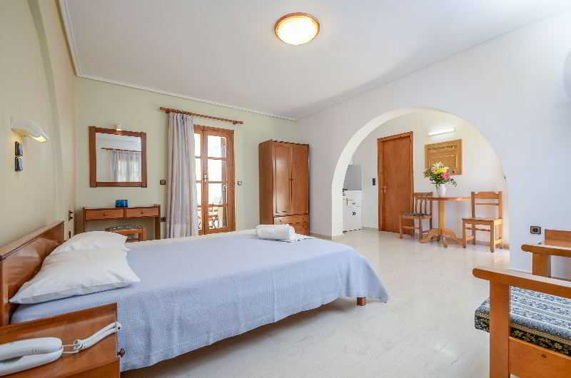 Hotel Proteas  | Agios Prokopios | Naxos Island | Greece 6