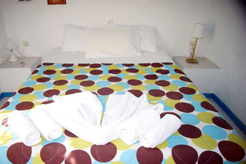 Aparthotel Cascade Studios  | Poros | Saronic Islands | Greece 19