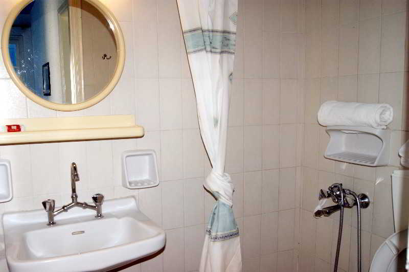 Aparthotel Cascade Studios  | Poros | Saronic Islands | Greece 20