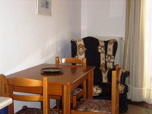 Kalimera Studios & Apartments  | Poros | Saronic Islands | Greece 13