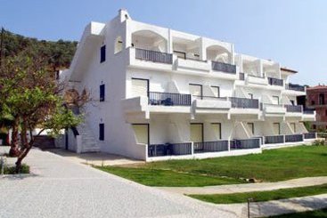 Vasilis Studios Islas Sarónicas