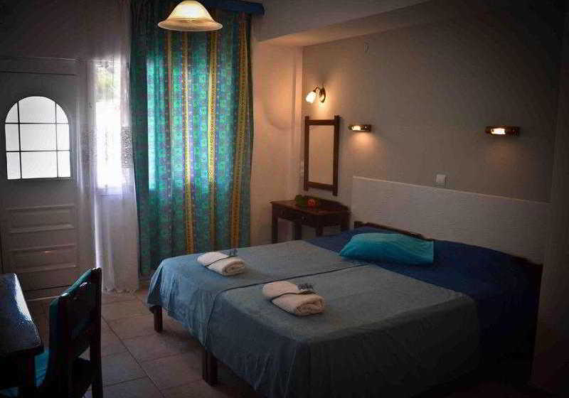 Aparthotel Katia Beach  | Kassiopi | Corfu | Greece 10