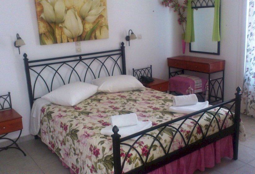 Hotel Glaronissia  | Milos | Cyclades | Greece 10