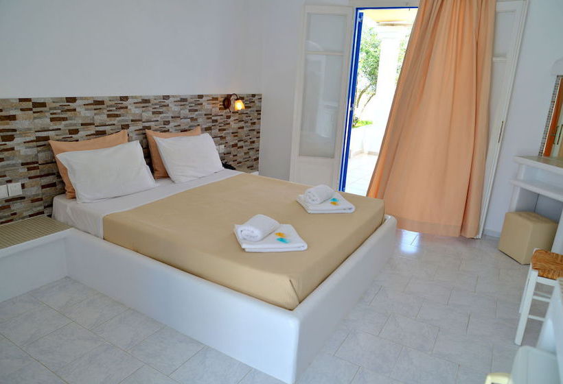 Hotel Glaronissia  | Milos | Cyclades | Greece 11