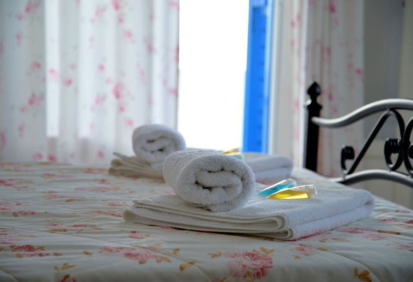 Hotel Glaronissia  | Milos | Cyclades | Greece 8