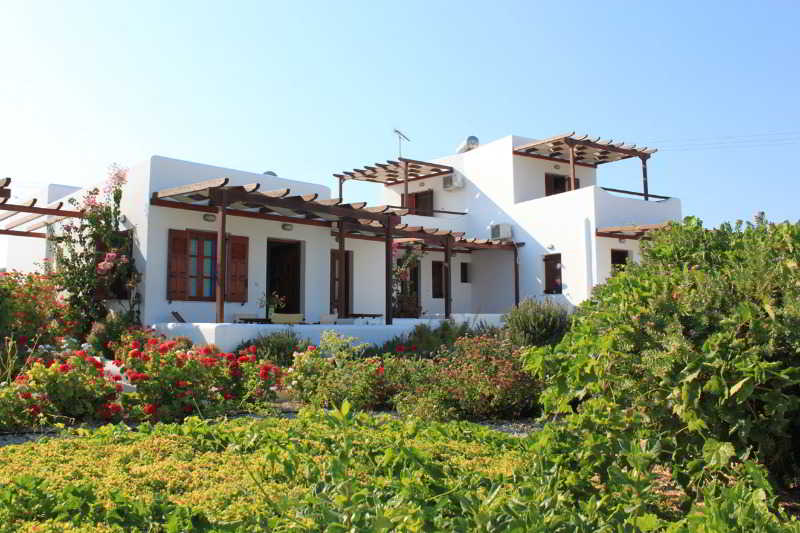 Mirabeli Studios  | Milos | Cyclades | Greece 1