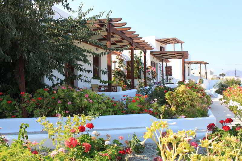 Mirabeli Studios  | Milos | Cyclades | Greece 2