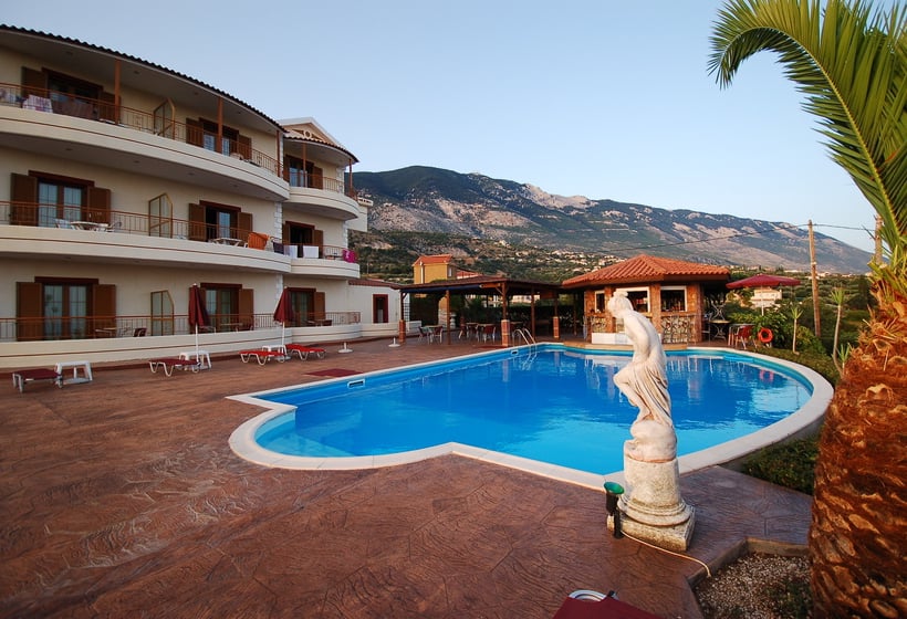 Marina Anna Studios  | Trapezaki | Kefalonia | Greece 1