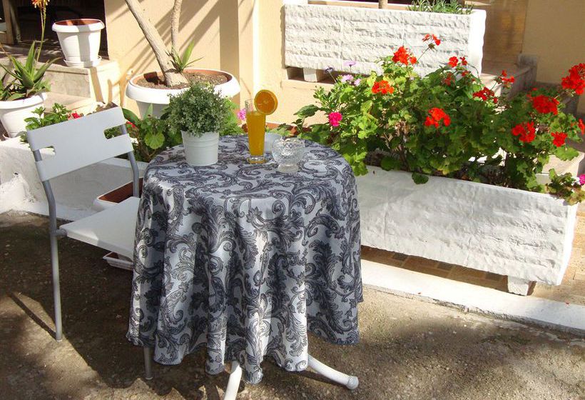 Hotel Rachel  | Aegina | Saronic Islands | Greece 4