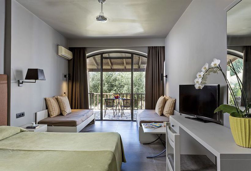 Hotel Aeolos Beach Resort  Perama