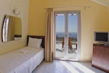 Hotel Erissos Palace