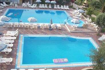Filoxenia Hotel Apartments  | Theologos | Rhodes | Greece 1