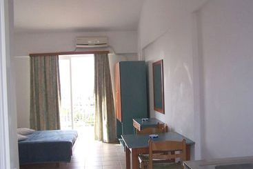 Filoxenia Hotel Apartments  | Theologos | Rhodes | Greece 6